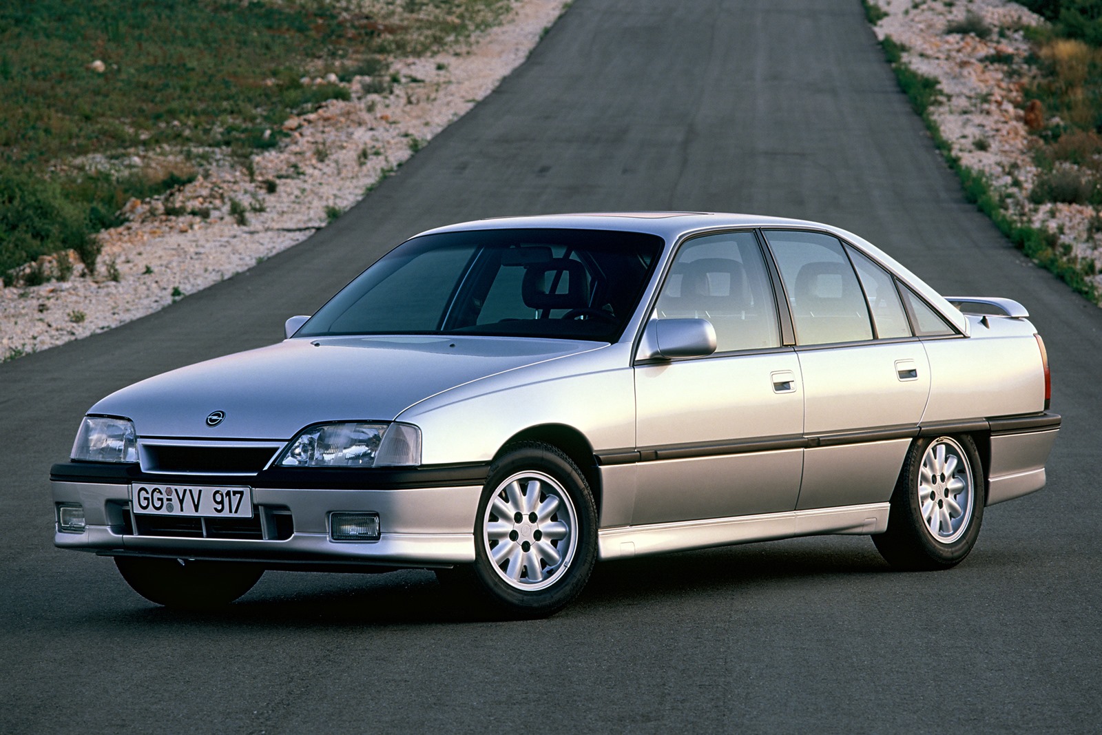 [18-Opel-Omega-3000-34697%255B7%255D.jpg]