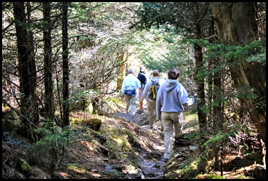 04b - Narrow, Rocky, Rugged Trail - must watch where you walk