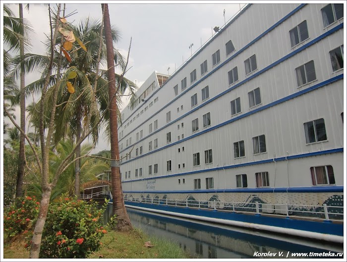 Отель-корабль в Кочанге