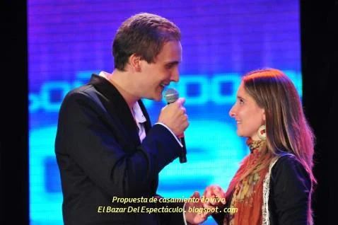 Propuesta de casamiento en vivo.jpg