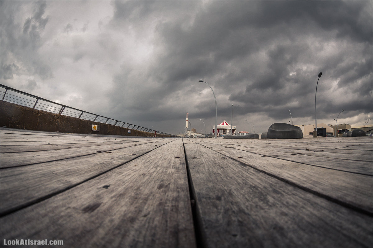 LookAtIsrael.com - Прогулка по дождливому Тель Авиву | Rain in Tel Aviv