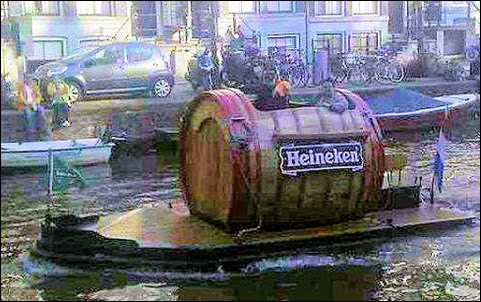 HeinekenBoat