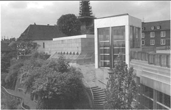 Abteiburg Museum, Mönchengladbach, Germany, designed by Hans Hollein (1972–82) 