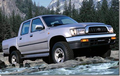 imagensbd007_hilux2002