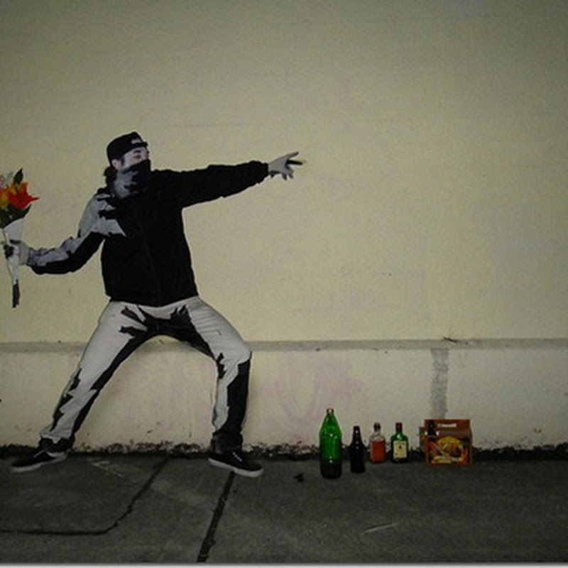 disfraz casero de Banksy del "lanzador de Flores".
