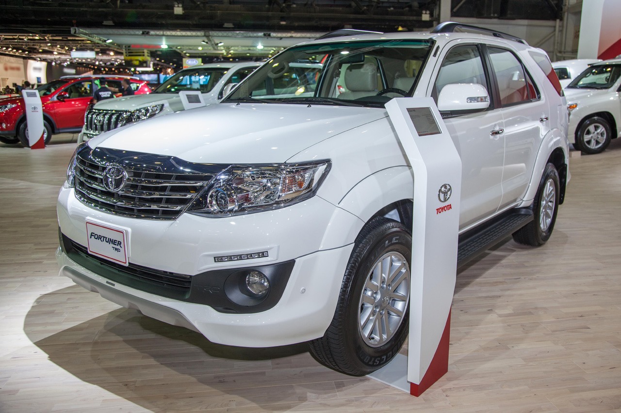 [Toyota-Dubai-Motor-Show-19%255B2%255D.jpg]