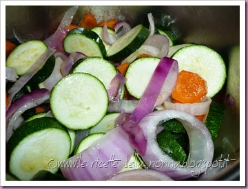 Riso thai alla curcuma con pancetta croccante, salsa di verdure estive e peperoncino caramellato al miele (3)