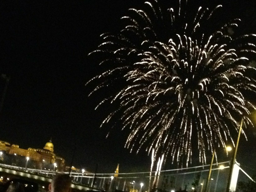 [budapest_20120820_fireworks%255B2%255D.jpg]