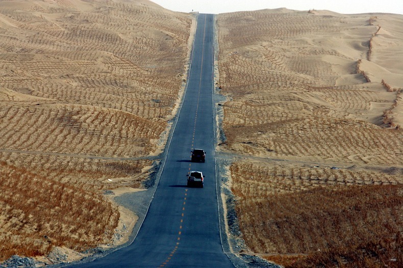 tarim-desert-highway-5