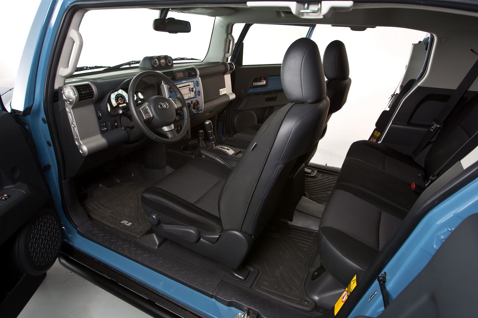 [2014-Toyota-FJ-Curiser-Ultimate-4%255B2%255D.jpg]