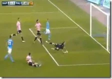 Il gol di Maggio nella gara amichevole Napoli-Palermo