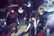 2NE1