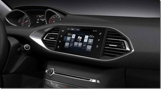 Novo-Peugeot-308-2014-interior (1)