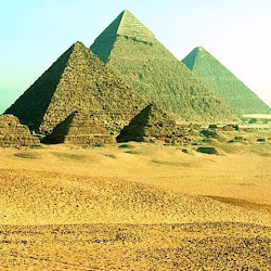 13 - Piramides de Keops, Kefren y Mikerinos en Gizeh