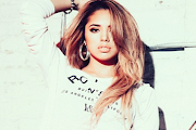 Jasmine V