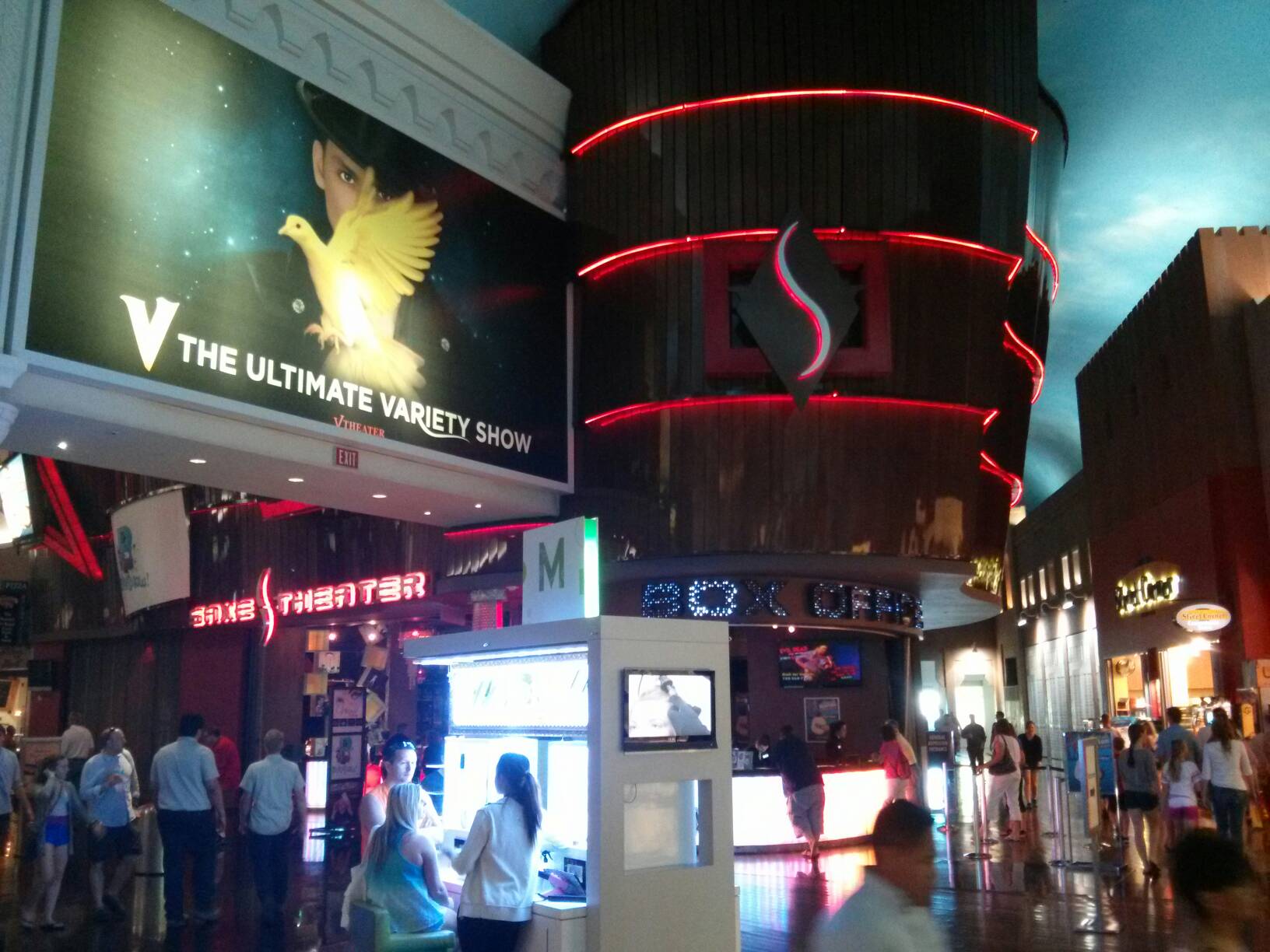 Vegas Holiday 2013 Saxe Theatre Nathan Burton Comedy Magic