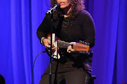 Linda Perry