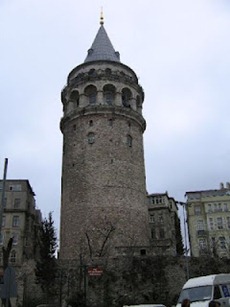 برج تاريخي في اسطنبول
