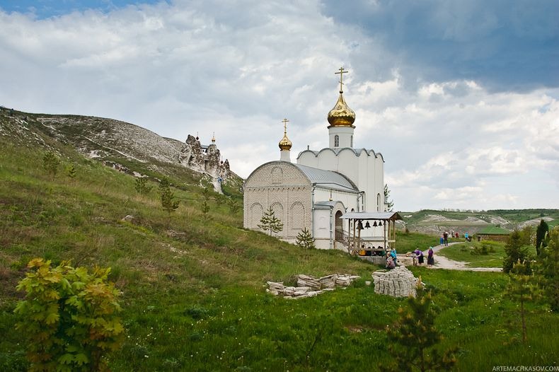 Svyato-Spassky-Convent-13
