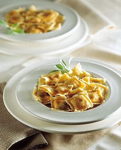 [Agnolotti%2520alle%2520tre%2520carni%255B4%255D.jpg]