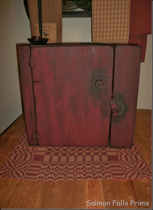 red cupboard1