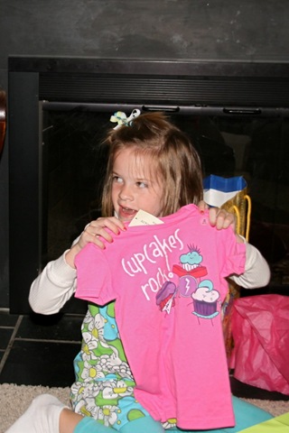 [Molly6thbirthday%252C4-15-11%2520048%255B2%255D.jpg]