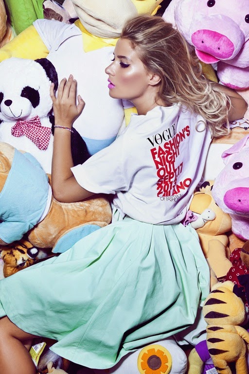 [Veronica%2520Ferraro%2520for%2520Maison%2520About%2520by%2520Nima%2520Benati%2520%25285%2529%255B15%255D.jpg]