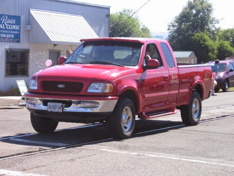 [IMG_1741%2520Bob%2527s%2520Towing%25201998%2520Ford%2520F-150%2520Lariat%252050th%2520Anniversary%2520Edition%2520in%2520the%2520Rainier%2520Days%2520in%2520the%2520Park%2520Parade%2520on%2520July%252012%252C%25202008%255B2%255D.jpg]