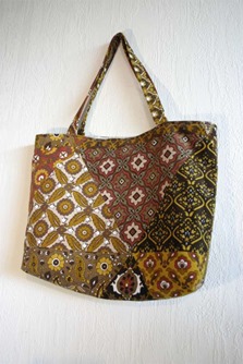 20070910browntoteback-795129