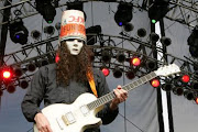Buckethead