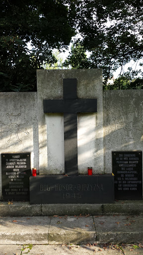 Gedenkkreuz Ruhender Polnischer Soldaten Hauptfriedhof Ludwigshafen