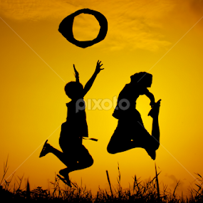 main lempar sarung by Djeff Act - Babies & Children Children Candids