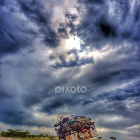 Dark Sky by Neil Brown - Novices Only Sports
