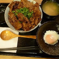 燒丼株式會社(樹林秀泰店)