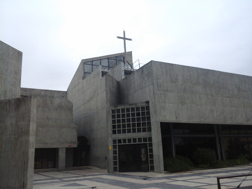 Igreja De Rio De Mouro