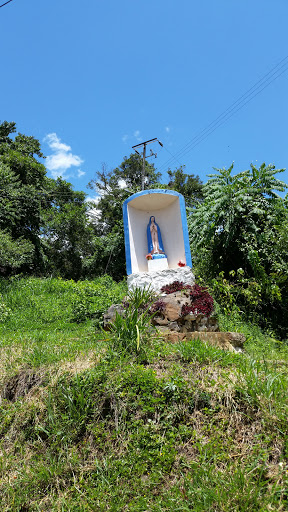 Virgen En Carretera