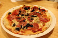 貝里義大利薄餅披薩