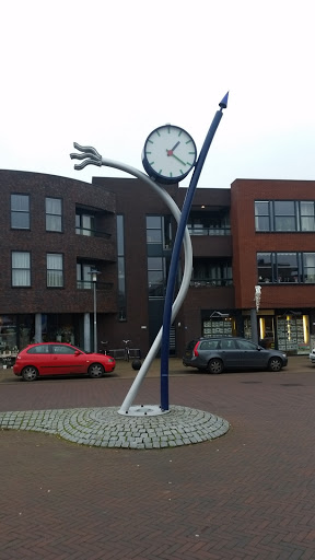Marumer Clock 