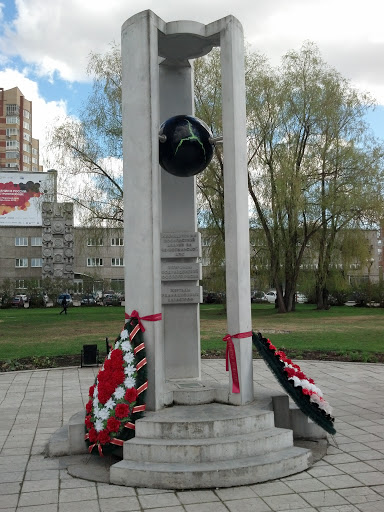 Памятник ликвидаторам чернобыля