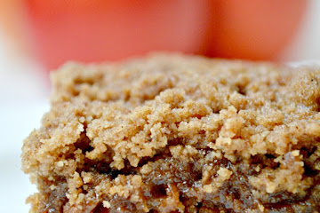 Caramel Apple Spice Cake Crisp