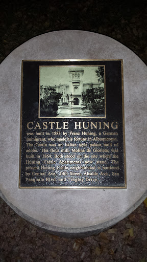 Castle Huning