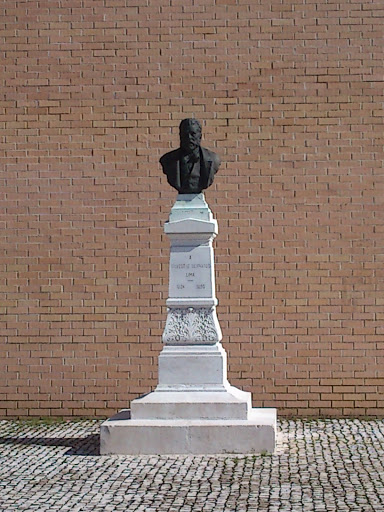 Busto De Silvestre Bernardo Lima