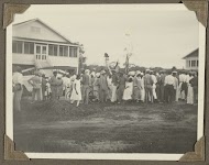 Bijeenkomst van een groep Surinamers