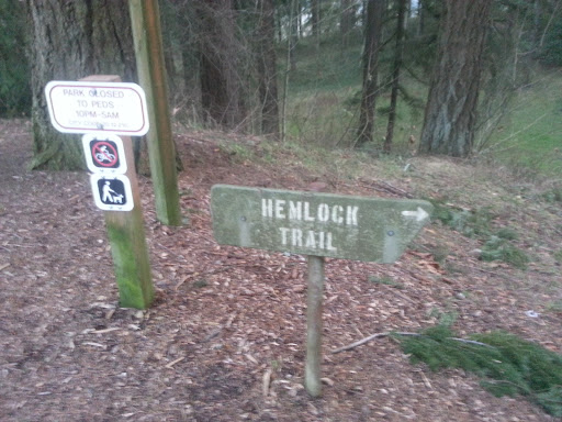 Hemlock Trail Trail Marker