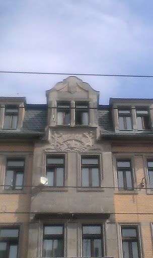 Historische Hausfassade von 1901