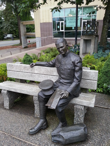 Thomas Fleetwood Memorial Statue 