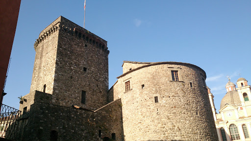 Castello Fieschi Varese Ligure