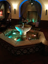 Shaper Fountain - Anda Luz Hotel 