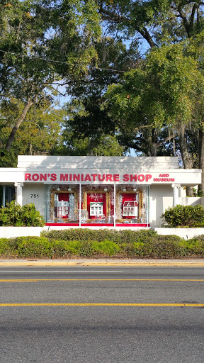Ron's Miniature Shop and Museum