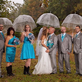 Rainy Day Wedding by Melanie Ayers Wells-Photography - Wedding Groups
